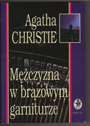 Mężczyzna w brązowym garniturze